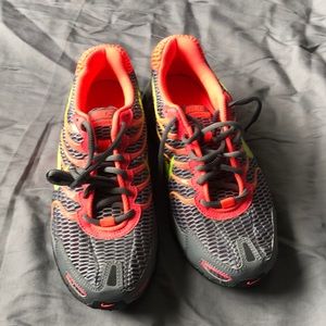 Nike torch 4 runners